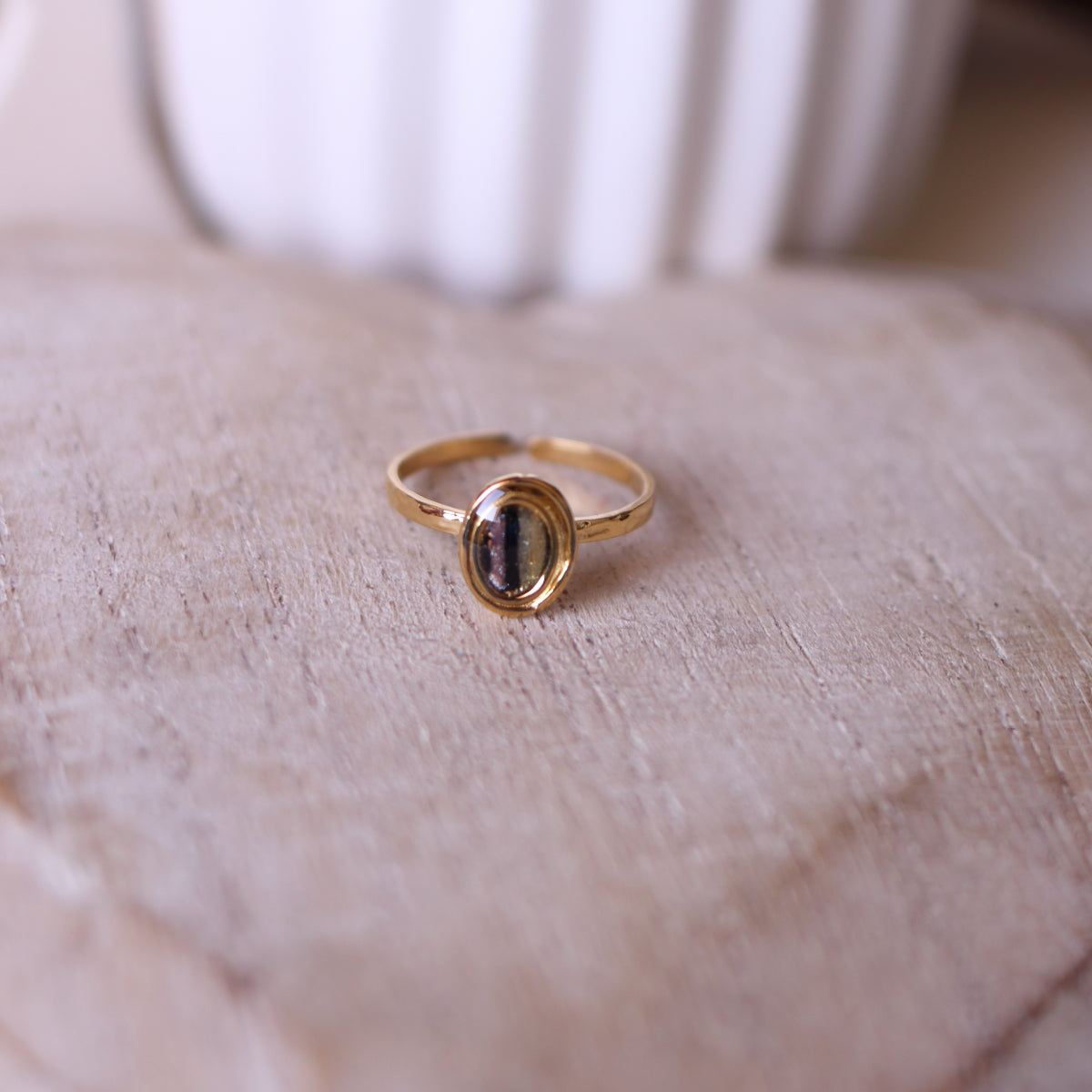 Anello Nero Art Decò ovale piccolo