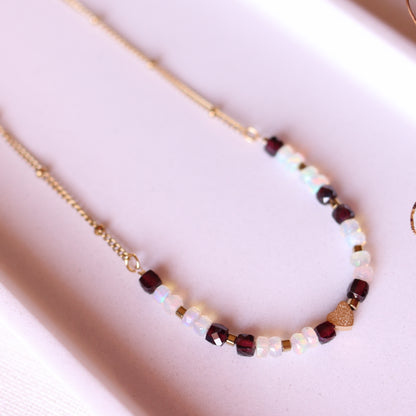 Collana Armonia Granato Rosso e Opale