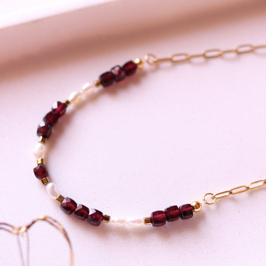 Collana Armonia Granato Rosso e Perle