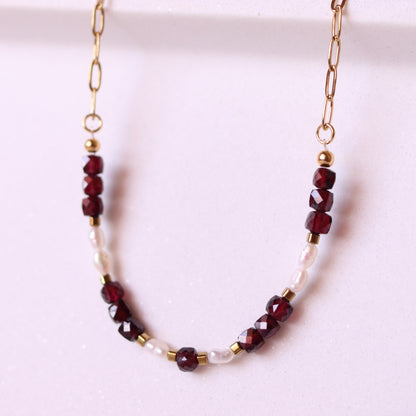 Collana Armonia Granato Rosso e Perle