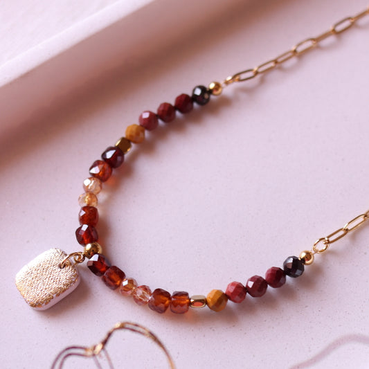 Collana Armonia Diaspro Mokaite e Granato con ciondolo