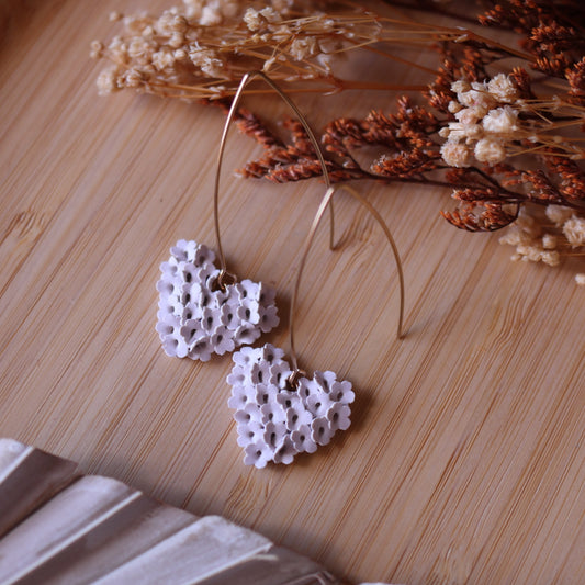 Orecchini Cuore Fiorito Bianco Lana