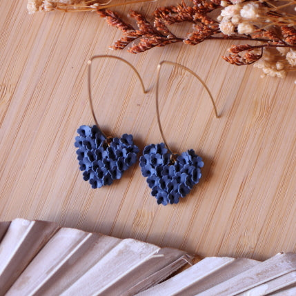 Orecchini Cuore Fiorito Blu Mirtillo