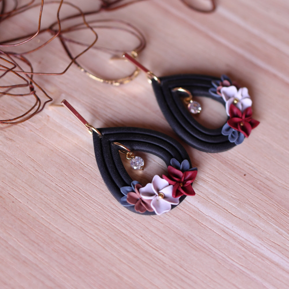 Orecchini Floreali Nero Cubic Zirconia