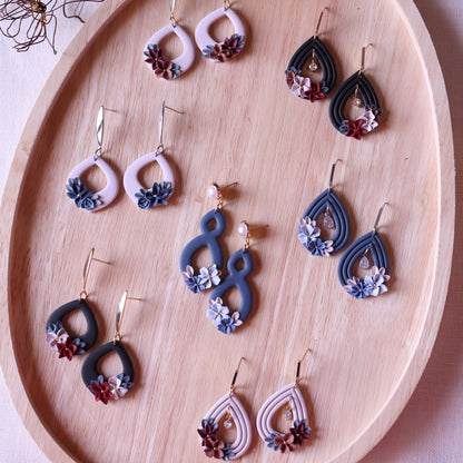 Orecchini Floreali Blu Perla