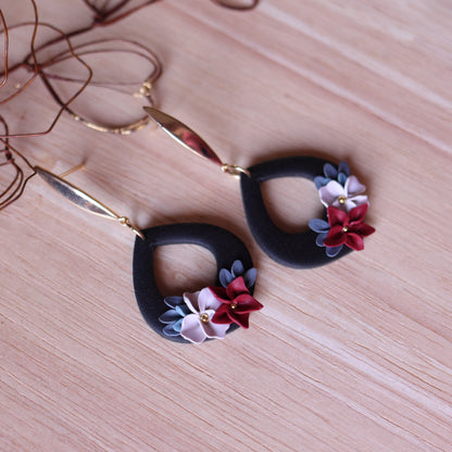 Orecchini Floreali Nero Fiori Rosso/Bianco