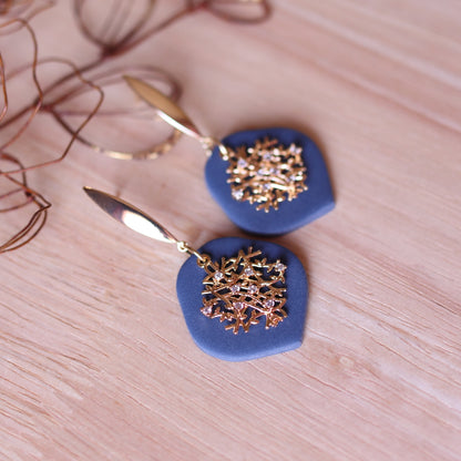 Orecchini Intreccio Blu Mirtillo