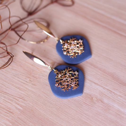 Orecchini Intreccio Blu Mirtillo