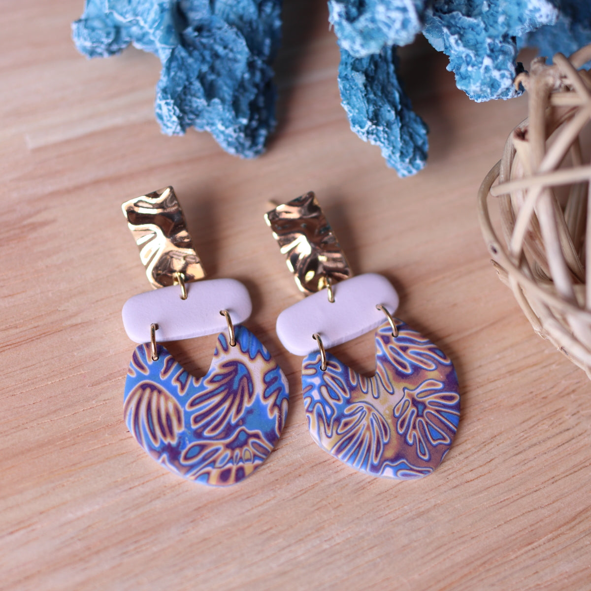 Orecchini Mokume Gane Blu e Bianco