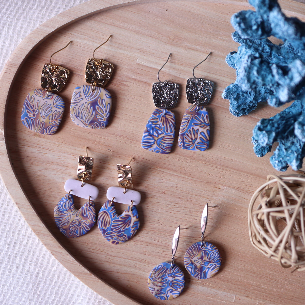 Orecchini Mokume Gane Blu e Beige tondo