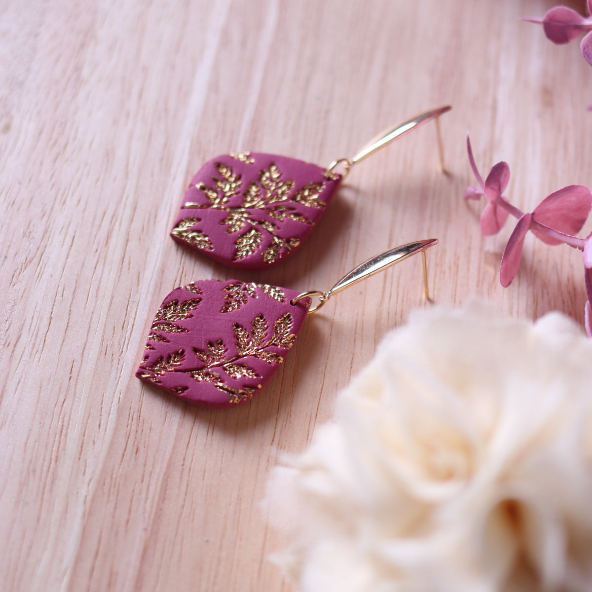 Orecchini Salice Magenta Goccia