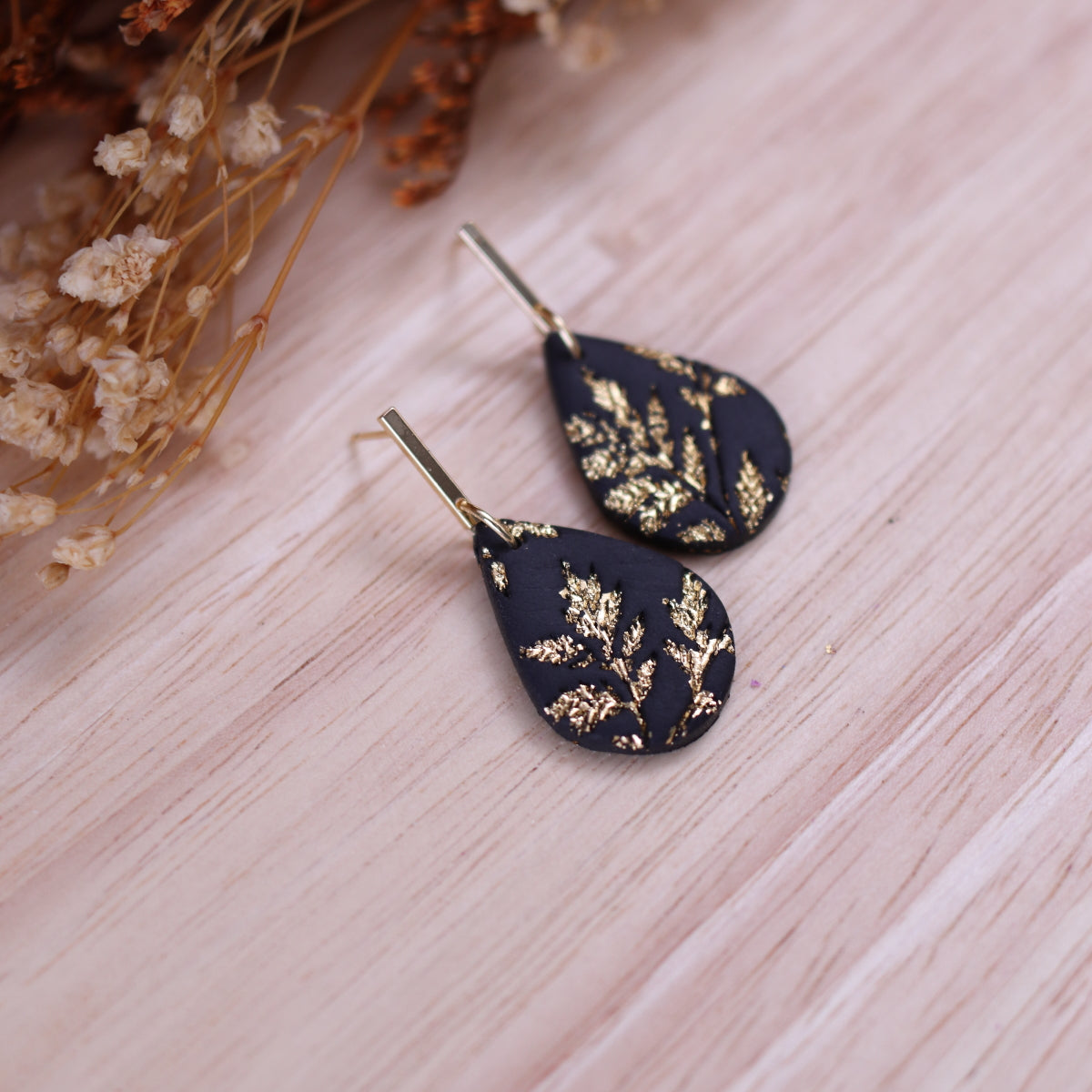Orecchini Salice Nero Oro Goccia