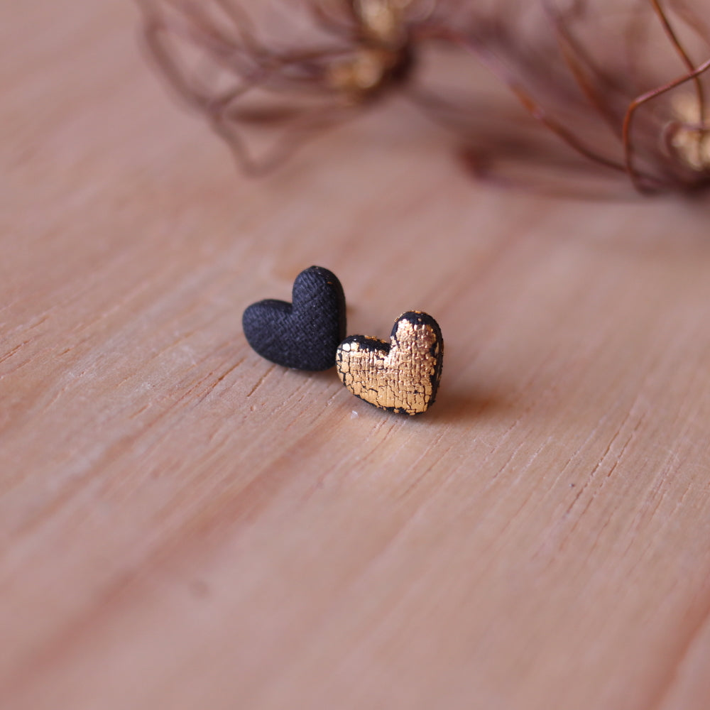 Orecchini Lobo Cuore Nero Oro