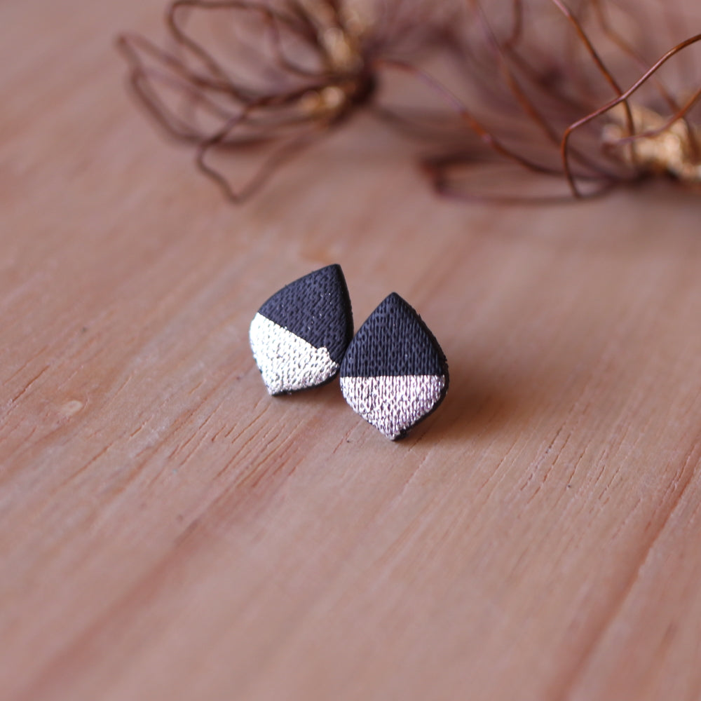 Orecchini Lobo Goccia Nero