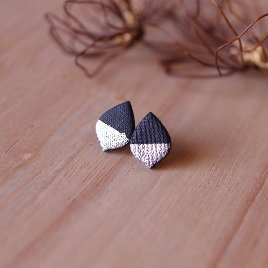 Orecchini Lobo Goccia Nero